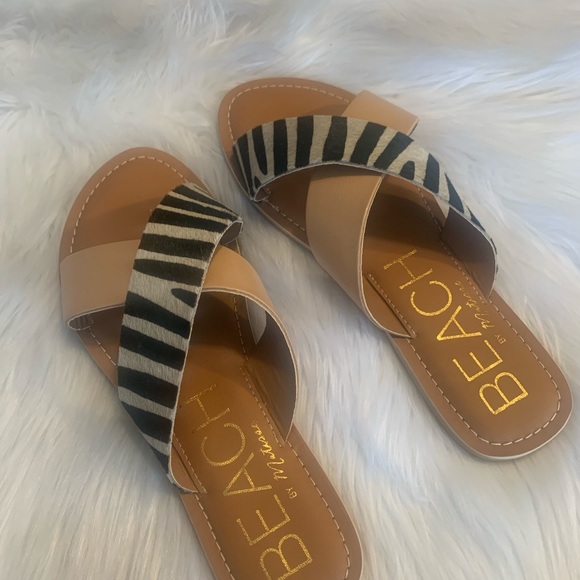 Brand new! BEACH by Matisse sandals - Picture 6 of 8